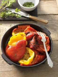 Outdoorchef Aroma Pfanne 9 Outdoorchef Aroma Pfanne -Grill und Flamme 18 211 71 FLAVOURING PAN 2017 Ambiance 2 OA