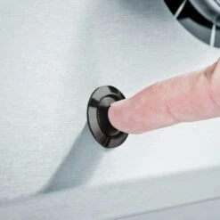 Broil King Crown 440 -Grill und Flamme Crown Ignition 01