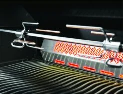 NAPOLEON Prestige Pro 500 Gasgrill Edelstahl + Erdgas -Grill und Flamme NAPOLEON Prestige Pro 500 Gasgrill Edelstahl 5