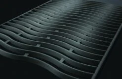 NAPOLEON Rogue 425-1 Schwarz (inkl. Abdeckhaube) 12 NAPOLEON Rogue 425-1 Schwarz (inkl. Abdeckhaube) -Grill und Flamme NAPOLEON Rogue 425 1 schwarz 5