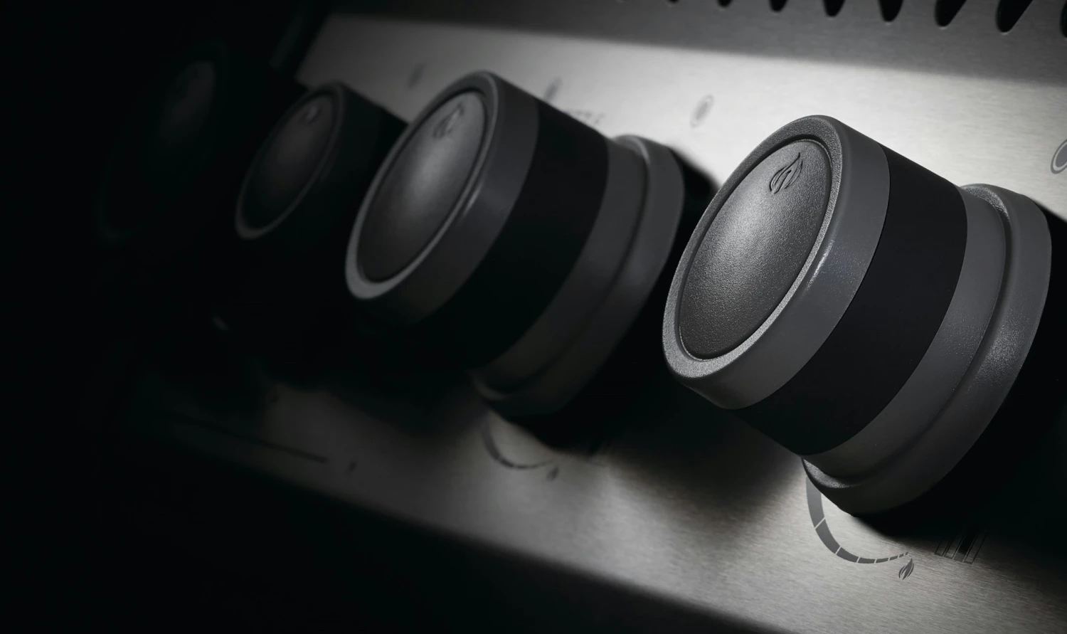 NAPOLEON Rogue XT 425 Mit SIZZLE ZONE, Edelstahl 4 NAPOLEON Rogue XT 425 Mit SIZZLE ZONE, Edelstahl – Bild 4