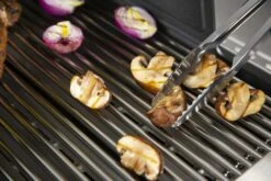 Broil King Baron Präzisionsgrillzange -Grill und Flamme broil king 64036 0060162640360 PRAEZISIONS GRILLZANGE BARON KURZ LIFESTYLE 04