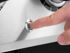 Broil King Regal 690 Inkl. Abdeckhaube, Gussplatte & Wokeinsatz -Grill und Flamme broilking REGAL XL SCHWARZ FEATURE 03